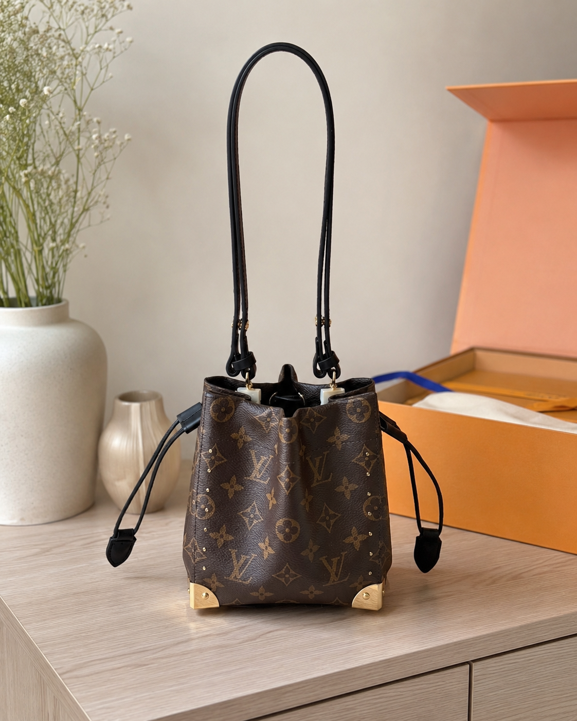 LV Nano Trunk- Pequeña, elegante, sofisticada