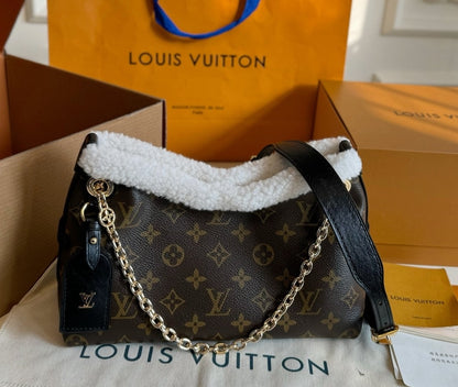 LV CarryAll BB- Pequeña pero poderosa