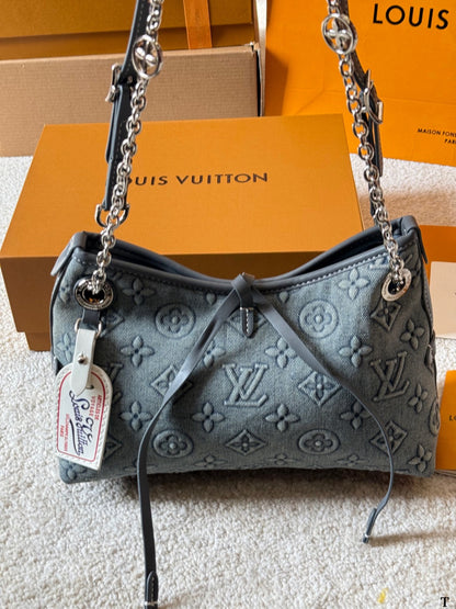 LV CarryAll BB- Pequeña pero poderosa