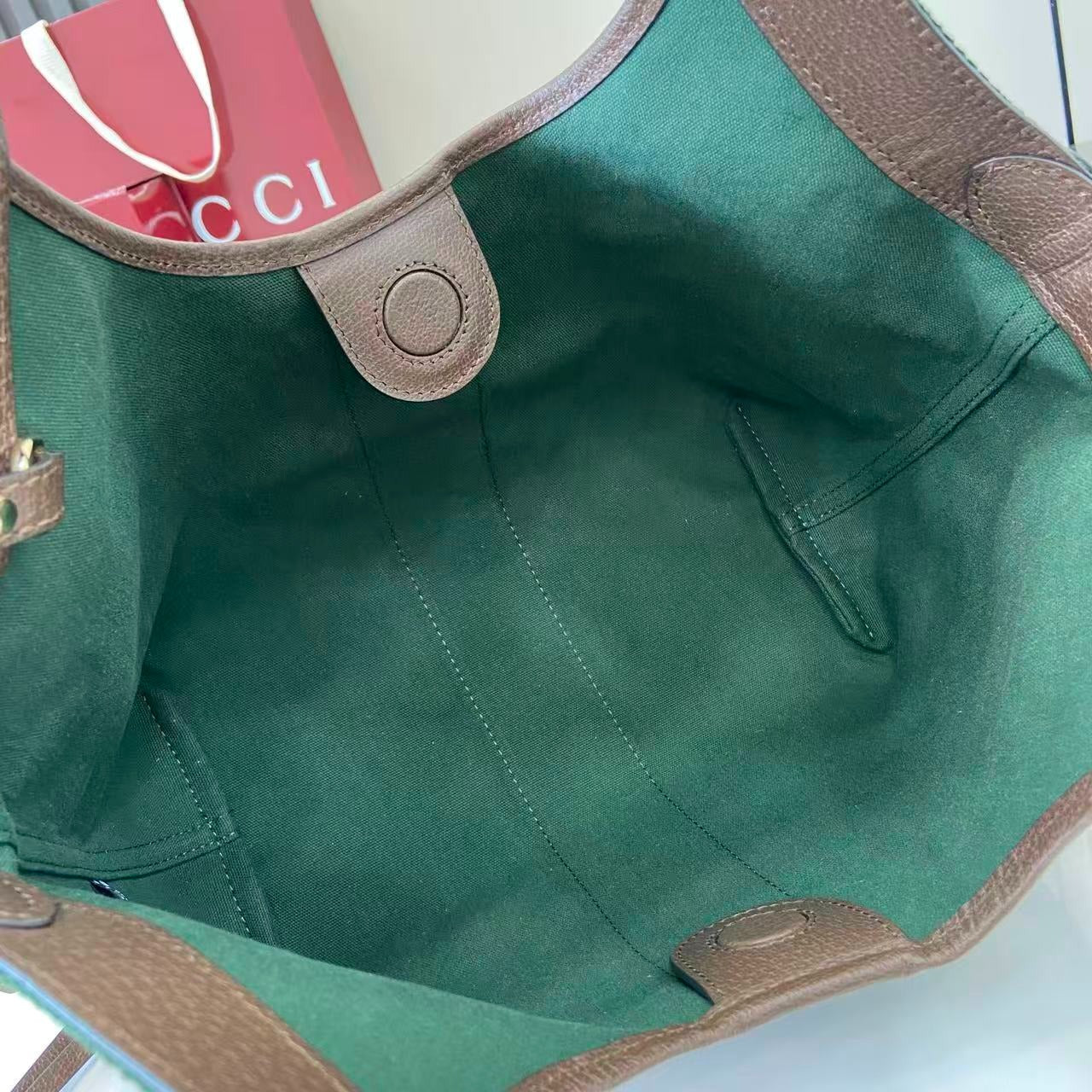 Gucci Giglio