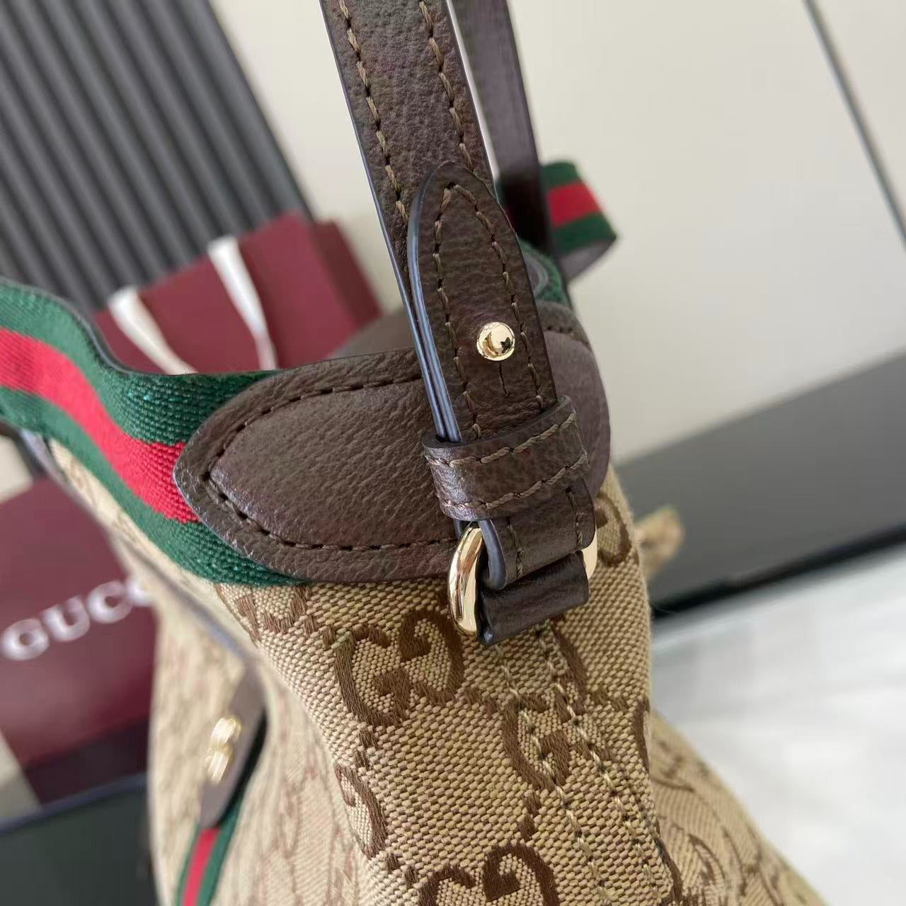 Gucci Giglio